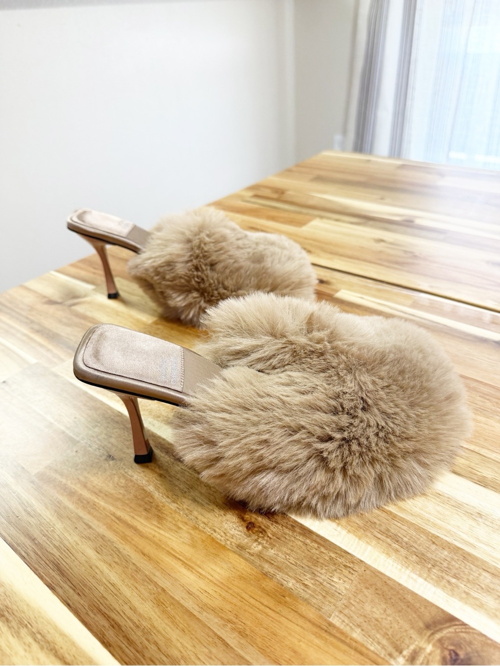Jeffrey Campbell Binx-F Fur Fuzzy Slip on Mule Heels in Beige Tan Combo Size 8 - Picture 7 of 11